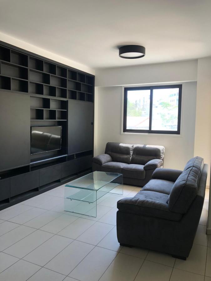 Modern Luxury Apartment In The Heart Of Nicosia Exterior photo